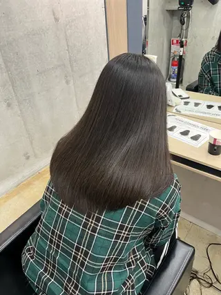 セミロング 🪽髪質改善矯正 🤍MIU🤍のヘアスタイル