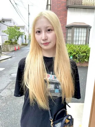 ロング カラー kai .のヘアスタイル