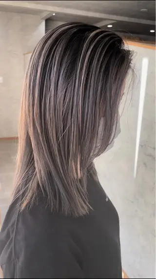 セミロング 髪質改善×縮毛矯正 ×艶カラーNAOのヘアスタイル
