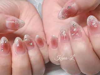 ネイル 芦辺 香奈のネイルデザイン