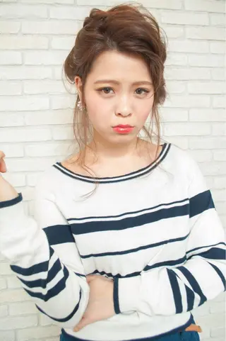 ヘアアレンジ ハイトーン×髪質改善 KENTAのヘアスタイル