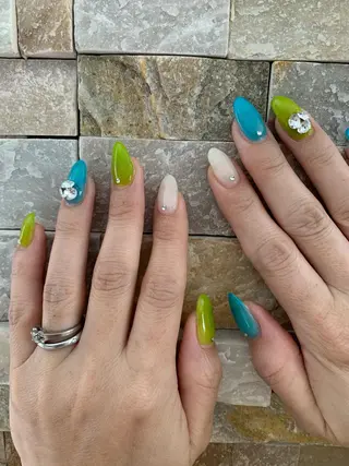 ネイル M☆ NAILのネイルデザイン