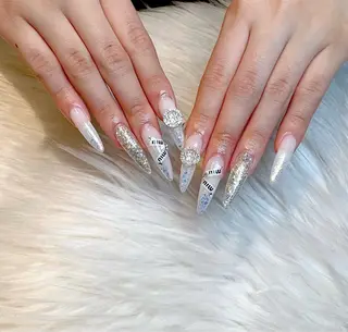 ネイル Lino+ ネイル&よもぎ蒸しのネイルデザイン