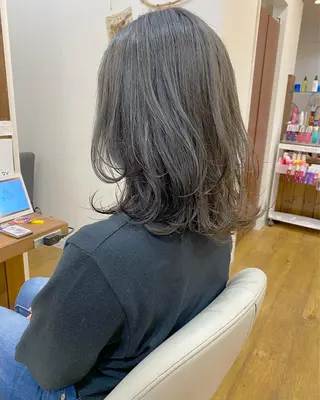 ミディアム カラー 横浜ブリーチムラ直し ハイトーン/ブリーチのヘアスタイル