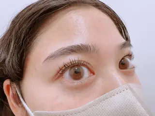 マツエク・マツパ 個性派ネイル 🌼 ハルカ ♡の眉毛・アイブロウイメージ