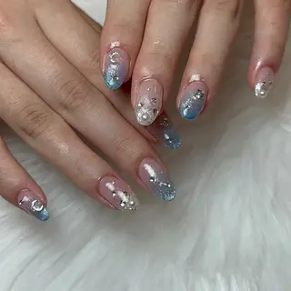 ネイル Laula🤍 ayakaのネイルデザイン