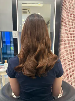セミロング パーマ 韓国っぽ透け感カラー マンツーマン🫧なおのヘアスタイル