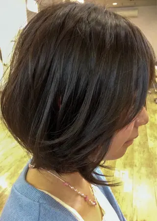 ショート 井上 真利のヘアスタイル
