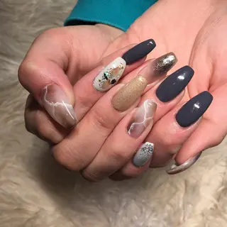 ネイル AERA nail shino🐱⸝꙳のネイルデザイン