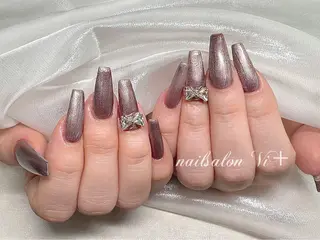 ネイル ✨Nailsalon Vi+✨のネイルデザイン