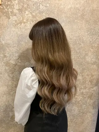 ロング マテリアル 中央駅店のヘアスタイル