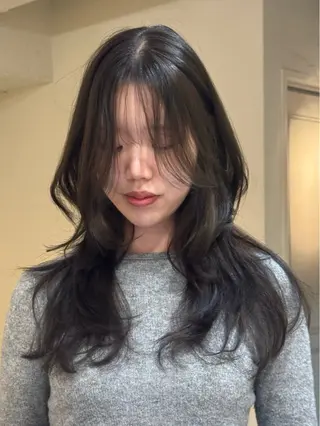 ロング カラー ワンカールで盛れる レイヤー🎀Macoのヘアスタイル