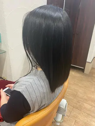 セミロング サプリームヘア 飯田みち瑠のヘアスタイル