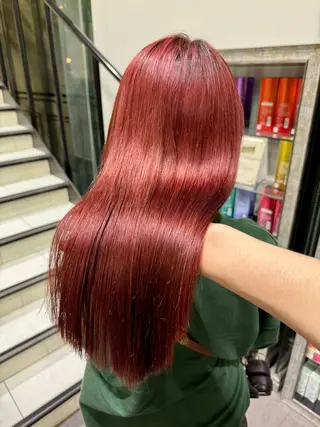 カラー レイヤー/センター パート/坂本翔のヘアスタイル