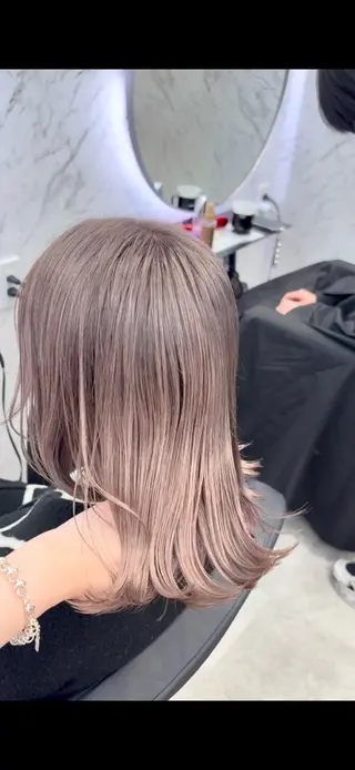 セミロング カラー 韓国ヘア🎀 /♡𝓝𝓸𝓪♡のヘアスタイル