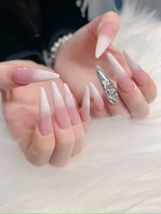 ネイル 工藤 理恵のネイルデザイン