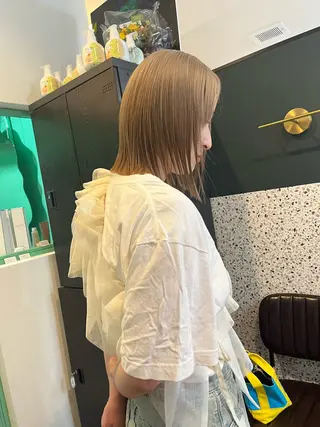 ミディアム カラー 💖艶ハイトーン髪質 改善💖ケンシンのヘアスタイル