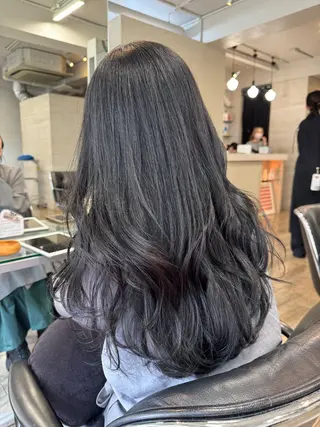 セミロング パーマ・レイヤー 髪質改善・TANIのヘアスタイル