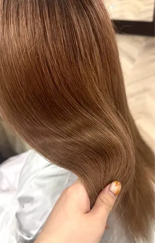 セミロング natsumi🍀艶 カラー/美髪縮毛のマツエク・マツパデザイン