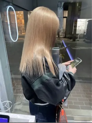 セミロング 原田 朱里のヘアスタイル