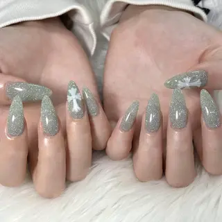 ネイル REBEST京橋 🦋Curumiのネイルデザイン