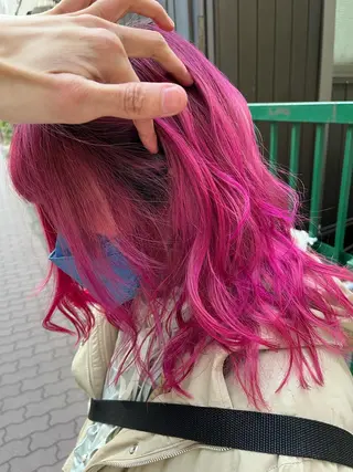 セミロング カラー 原宿サロン代表 デザインカラー伊藤卓のヘアスタイル