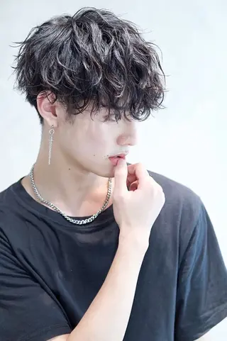 パーマ 臺 佳連のヘアスタイル
