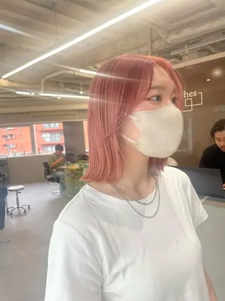 ミディアム カラー yui/ layer cutのヘアスタイル