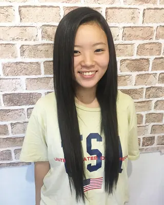 ロング 毛穴改善/脱毛 ネイル 川上久仁子のエステ・リラクイメージ