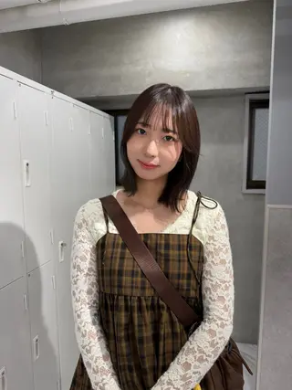 sena⌇ベージュ⌇ ブリーチなしWカラーのヘアスタイル