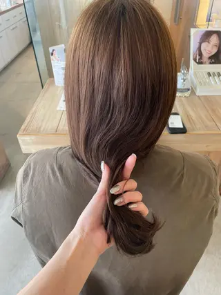 ロング カラー レイヤーカット/ マリアのヘアスタイル