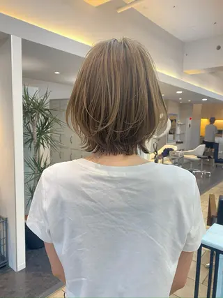 ショート ラベンダーカラー /巻き/WAKANAのヘアスタイル