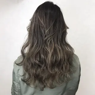 ロング カラー LUSTRE クロサワのヘアスタイル