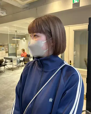 ミディアム カラー 薄暮 マツイ レンのヘアスタイル