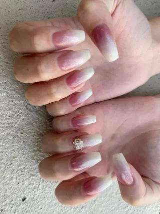 ロング ネイル ✴︎ Delightのネイルデザイン