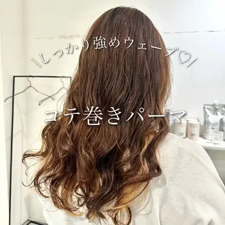 ロング juve.所属・秦 啓輔のヘアスタイル