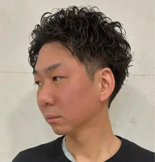 ショート パーマ メンズ メンズパーマ特化🍙 calm岡本優希のヘアスタイル