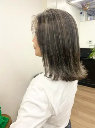 ミディアム カラー パーマ ヘアアレンジ メンズ キッズ ネイル マツエク・マツパ アイブロウ 韓国風×透明感カラー 髪質改善オタベシンヤのヘアスタイル