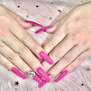 ネイル Jr.ネイリスト🤍 【Alissa】新栄のネイルデザイン