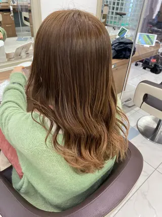 ロング 長妻莉央/縮毛矯正 髪質改善カラーのヘアスタイル