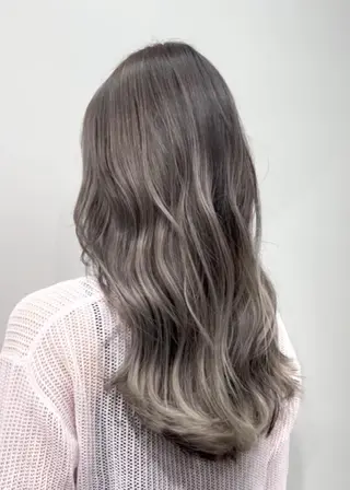 セミロング カラー 🫧【公式】 Lig.横浜🫧のヘアスタイル