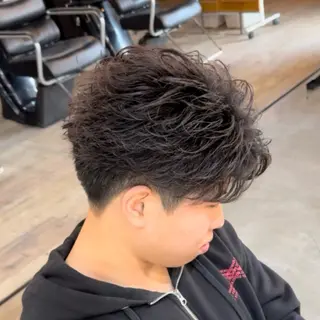 ミディアム パーマ メンズ ツイスパ/ TAKUMIの眉毛・アイブロウイメージ