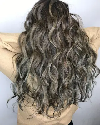 ロング カラー 美容室 HAKUAのヘアスタイル