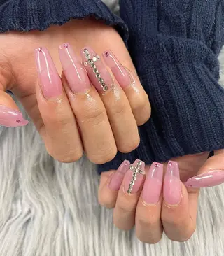 ネイル KUMI💛 MADIAのネイルデザイン