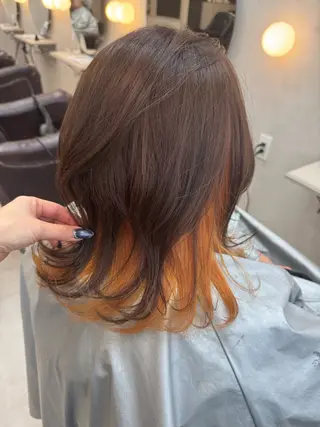 ミディアム カラー AKI 🐉のヘアスタイル