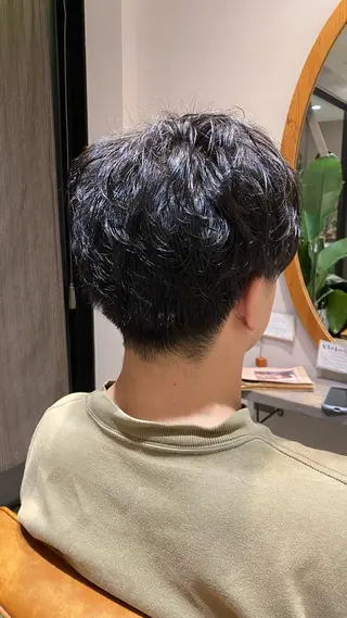 ショート パーマ メンズ crenier【クルニエ】所属・市川 あいりのヘアスタイル