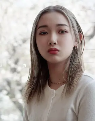 カラー ナガス カズアキのヘアスタイル