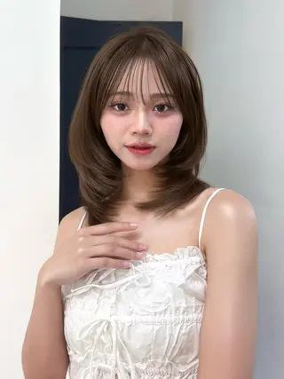 ミディアム カラー 艶髪/モテヘア🎀 MIHOのヘアスタイル