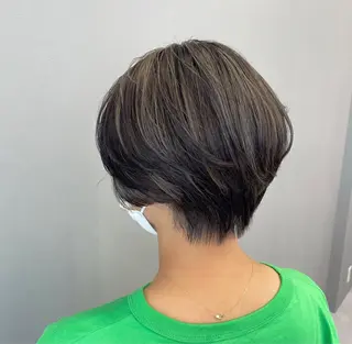 ショート カラー piLLon/ RYUKAのヘアスタイル