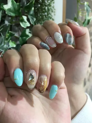ネイル crystal ⭐︎ colorのネイルデザイン